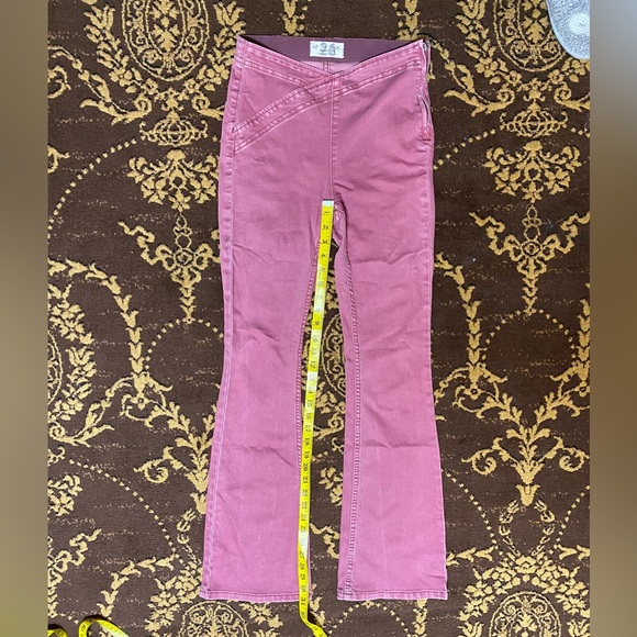Free People We the Free Juliet Flare Jeans Size 26 Side Zip Pink Stretch Denim - Picture 8 of 15